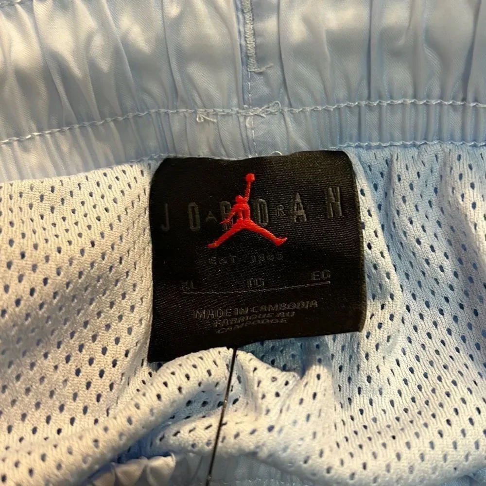 ‎JORDAN ESSENTIALS WOVEN SHORTS-DV7660-411/NWT-Men XL